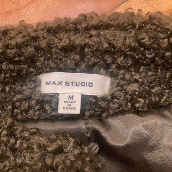 Max Studio Teddy Sherpa Green Jacket - Medium - Picture 3 of 5